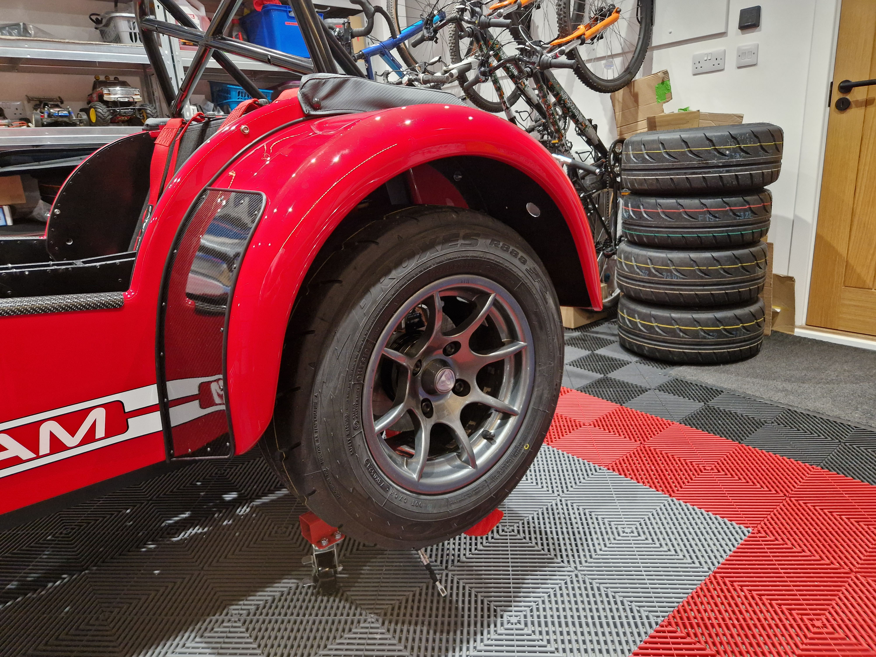 Rear Wings | Caterham 420R SV Build Blog